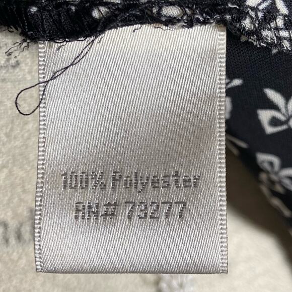 LC Lauren Conrad Black & White Bow Sleeveless Top Women's Size Medium - Picture 8 of 10